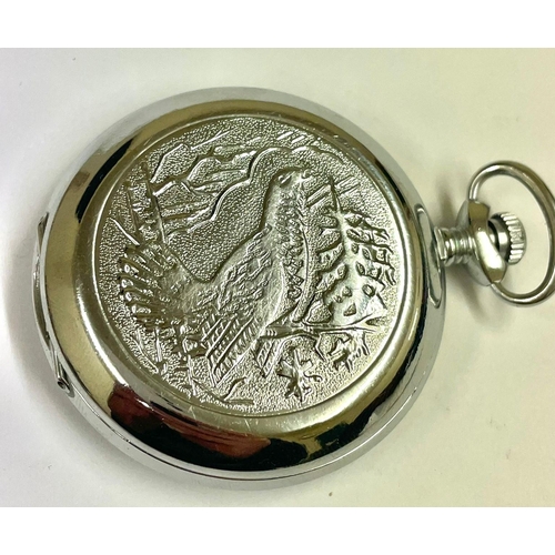 619 - A  Vintage full hunter pocket watch. In working order.
Ref: Lu16