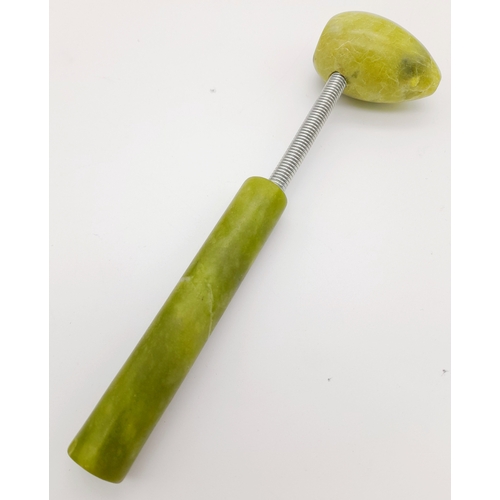 1077 - A Chinese Jade Massage Tool