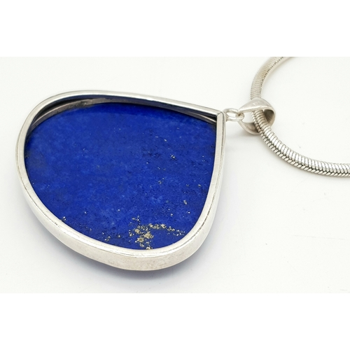 1150 - A Vintage Solid Silver 925 Snake Necklace, with Lapis Lazuli Pendant, 41cm, 47.8 grams. In excellent... 