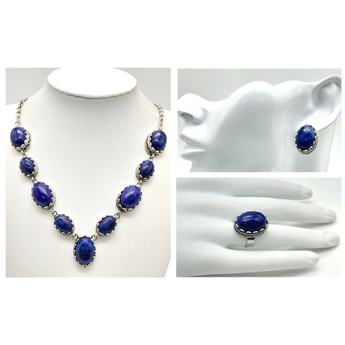 1551 - A Lapis Lazuli jewellery suite featuring a necklace, a matching ring and a pair of earrings. Necklac... 