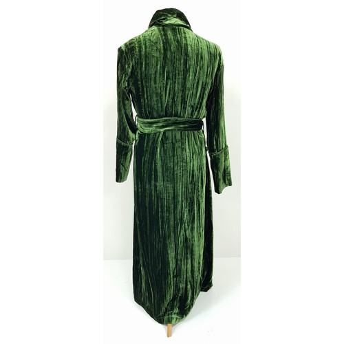 339 - A Luxurious Olivia Von Halle Ladies Dressing Gown. Unused, as new, with original box and bag. Rayon ... 