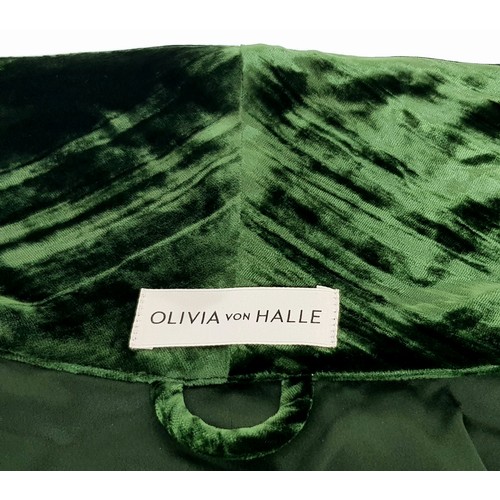 339 - A Luxurious Olivia Von Halle Ladies Dressing Gown. Unused, as new, with original box and bag. Rayon ... 