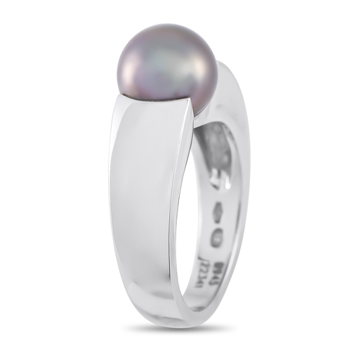 1664 - An Boucheron 18K White Gold Pearl Ring. BOU12-012025 Ring size: 5.5. Total weight: 8.1 grams.  *This... 