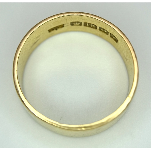 3 - A Classic 18K Yellow Gold Hallmarked Ring. 7mm width. Size T. 6.6g