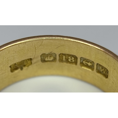 3 - A Classic 18K Yellow Gold Hallmarked Ring. 7mm width. Size T. 6.6g