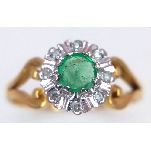 134 - AN 18K YELLOW GOLD DIAMOND & EMERALD RING 3.1G SIZE N. Ref: SC 3057