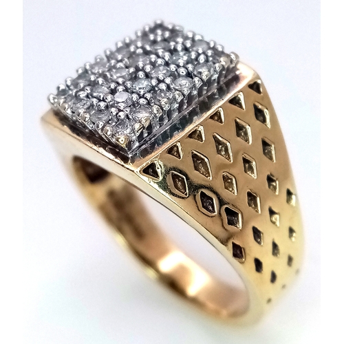 66 - A 9K YELLOW GOLD DIAMOND SET SIGNET RING. 0.35CT DIA, 7.8G TOTAL WEIGHT, SIZE O. Ref: SC 3005