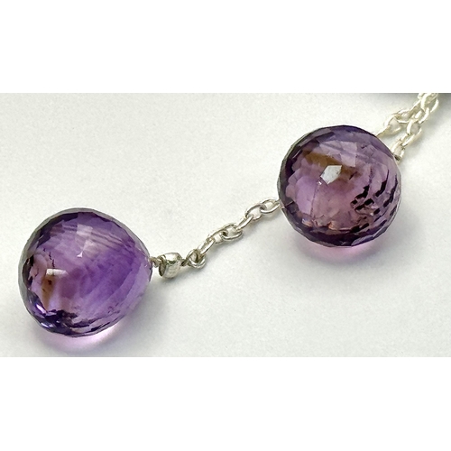 687 - An Amethyst Gemstone Single Strand Necklace with  Amethyst Drops. Set in silver. 42cm. CD-1666