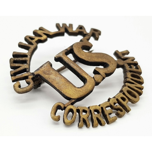 305 - A WW2 US Civilian War Correspondent’s Badge.