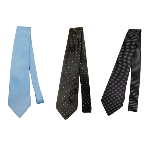 959 - Three Silk Ties - Rubinacci, Ralph Lauren and E Marimella. In good condition but please see photos o... 