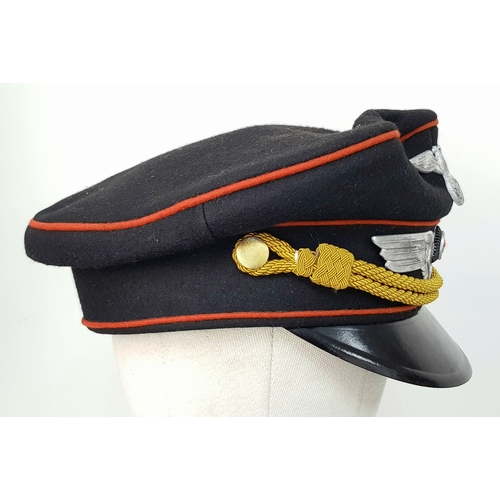 124 - A 3rd Reich Reichsbahn (Railway) Officials Visor Cap.