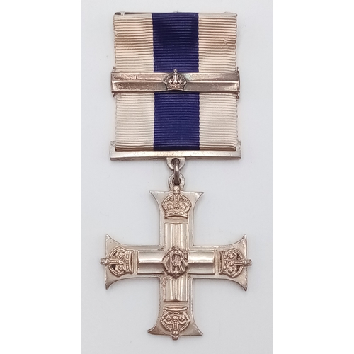 20 - A WW1 Military Cross and Bar in its original case. 37,104 Military Crosses were awarded in WW1. Howe... 