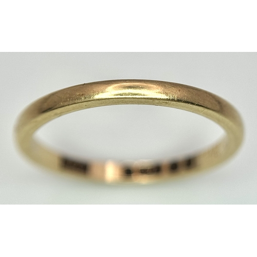 178 - A Vintage 9K Yellow Gold Band Ring. Full UK hallmarks. 2mm. 1.8g