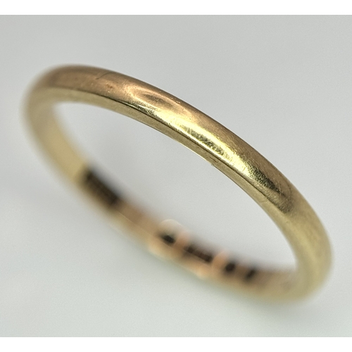 178 - A Vintage 9K Yellow Gold Band Ring. Full UK hallmarks. 2mm. 1.8g