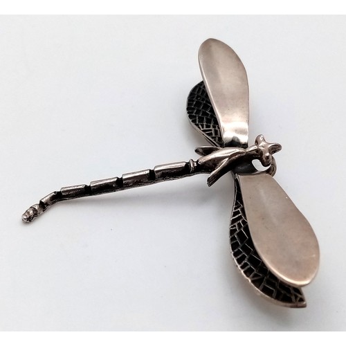 182 - Stunning Vintage LARGE  SILVER DRAGONFLY BROOCH. Beautifully decorated double wings. Can be worn as ... 