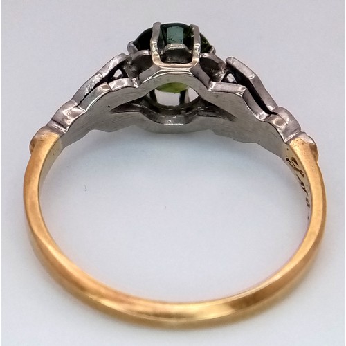 196 - Magnificent vintage 18 CARAT GOLD and PLATINUM,EMERALD SOLITAIRE RING. Consisting a large (approx 1 ... 