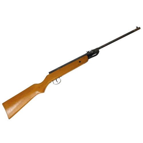 1172 - A Vintage Hungarian Jelly Cal. 45 Air Rifle. Break action barrel - In working order. 94cm total leng... 