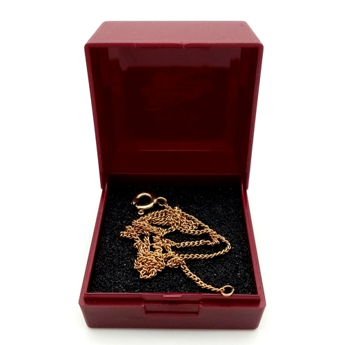 175 - Classic 9 CARAT GOLD SLIM CHAIN LINK NECKLACE. 2.8 grams. 38 cm.