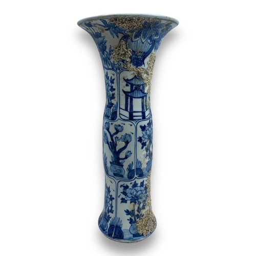 1276 - A antique Chinese Blue and White Porcelain Gu Vase, recovered from a sea excavation. 
Hand-painted f... 