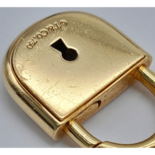 12 - A TIFFANY & CO 18K YELLOW GOLD PADLOCK PENDANT. 16G.  3CM. REF:TAN4004.