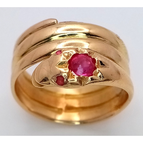 53 - AN 18K YELLOW GOLD VINTAGE RUBY SET SNAKE RING 0.35CT RUBY 8.1G SIZE N. Ref: 8870