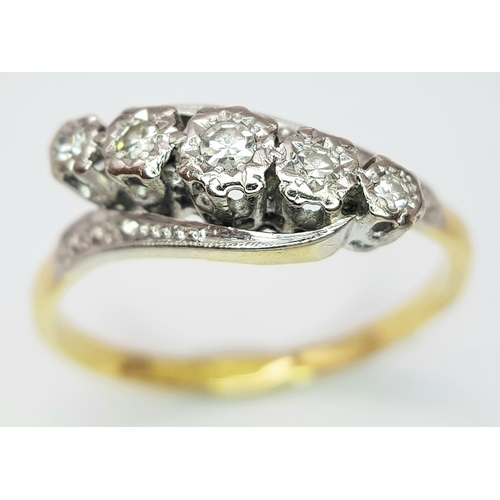 165 - AN 18K YELLOW GOLD & PLATINUM VINTAGE 5 STONE DIAMOND TWIST RING 3.3G SIZE Q. Ref: SC 3045