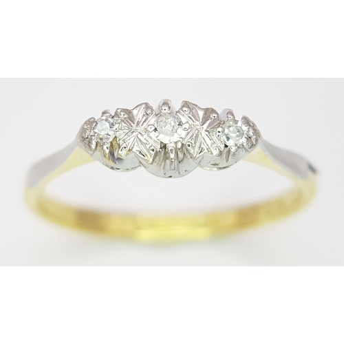 220 - AN 18K YELLOW GOLD & PLATINUM VINTAGE OLD CUT DIAMOND 3 STONE RING 2.1G SIZE L. Ref: SC 3071