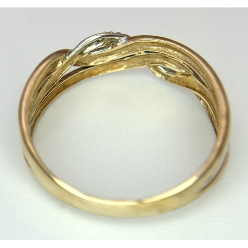 502 - A 9K THREE COLOUR GOLD DIAMOND SET TWIST DESIGN RING. 1.6G TOTAL WEIGHT,  SIZE K. Ref: SC 3001