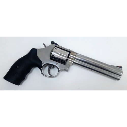 156 - A Smith and Wesson (deactivated) 357 Magnum Revolver Handgun - Model 686-6. This matt finish stainle... 