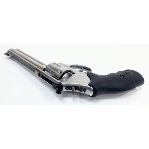 156 - A Smith and Wesson (deactivated) 357 Magnum Revolver Handgun - Model 686-6. This matt finish stainle... 