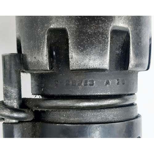 297 - A WW2 Era Frigidaire Browning M2 (deactivated) Heavy Aircraft Machine Gun. This 45 inch .50 calibre ... 