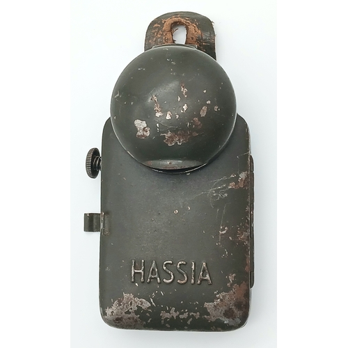 491 - A WW2 German Hassia Wehrmacht Tashchenlampe (Flash Light) with night light restriction cover.