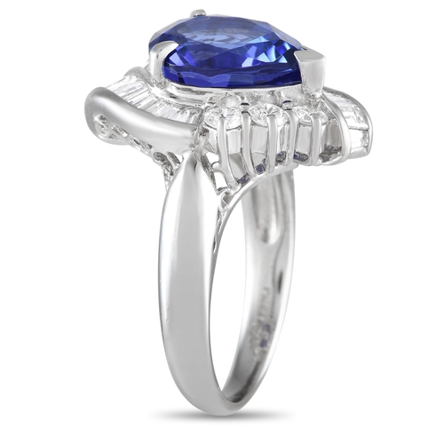 182 - A Platinum 1.35ct Diamond and Tanzanite Ring. A ring that's bound to catch eyes and compliments. Cra... 