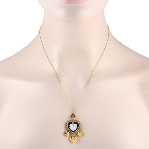 87 - A Dolce&Gabbana   18K Yellow Gold Sapphire and Black Jade Necklace. The 18K Yellow Gold heart-shaped... 