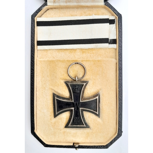 118 - An Iron Cross Second Class 1914. Black and white ribbon. Fitted box. Makers mark of S.W. Iron Core.