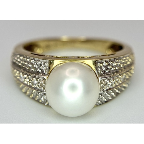 95 - A 14K YELLOW GOLD DIAMOND & PEARL SET RING 3.6G TOTAL WEIGHT, SIZE N 1/2. Ref: SC 4027