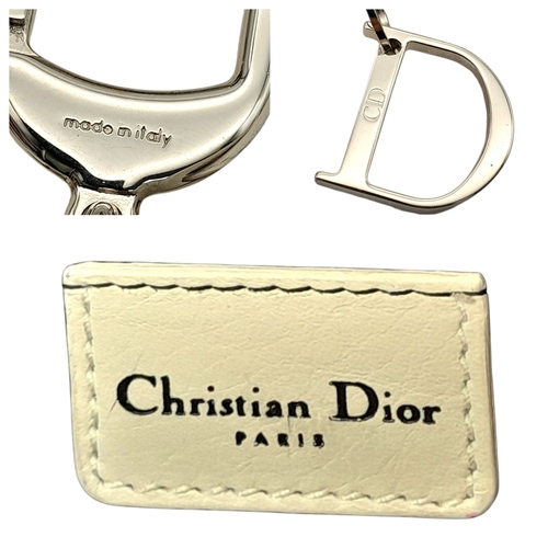 375 - A Christian Dior White Leather Shoulder Bag. White grained leather exterior with silver-toned hardwa... 