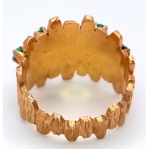 191 - A DESIGNER 18K GOLD BARKED EFFECT FASHION RING WITH SEVEN TURQUOISE STONES,    7,2gms    size L