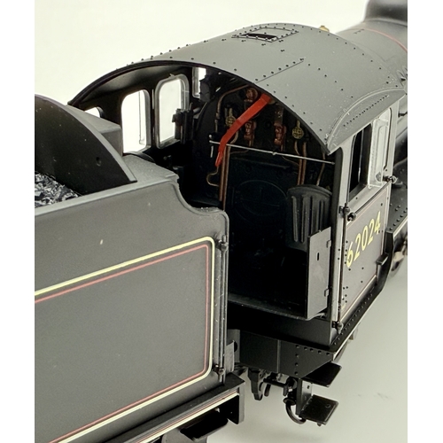 253 - A Vintage Hornby Model BR Class 1 Locomotive - R3243. Excellent condition, unused, in box.