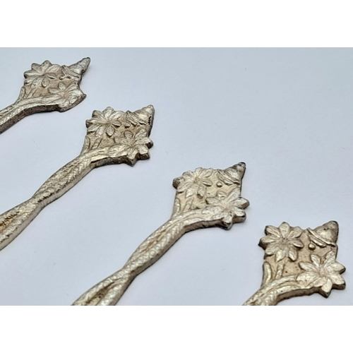 441 - 6 x vintage  SILVER TEA/ COFFEE SPOONS.  Eastern Origin with Coin Bowls and floral finials. Twisted ... 