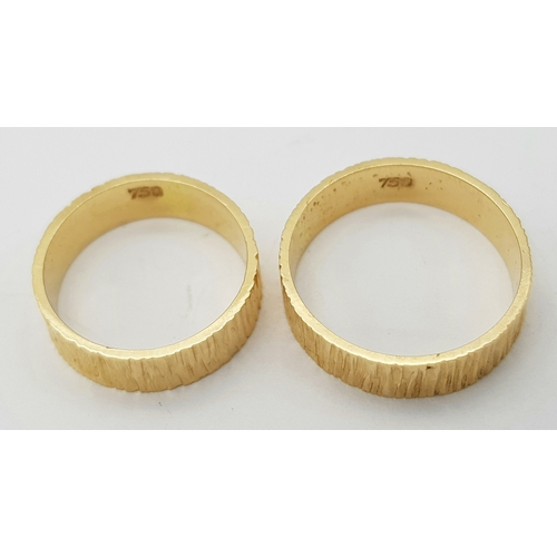 212 - Two Matching 18K Yellow Gold HIS and HER Bark Effect Band Rings. Size J 1/2 and O 1/2. 7.84g