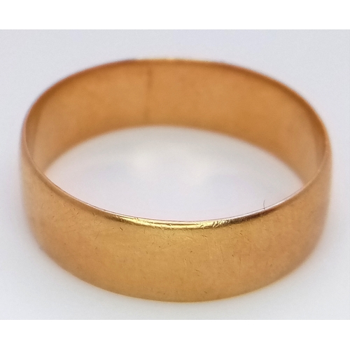 219 - A Vintage 18K Yellow Gold Band Ring. 6mm width. Size R 1/2. 3.87g