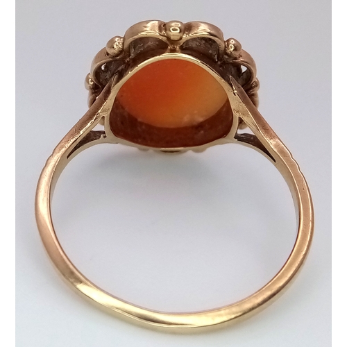 248 - A 9K Yellow Gold Cameo Ring. Size P 1/2. 2.7g