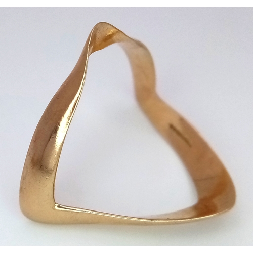 275 - A 9K Yellow Gold Double Chevron Ring. Size O 1/2. 2.1g