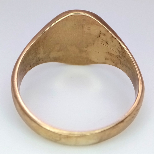 75 - A Vintage 9K Yellow Gold Signet Ring. Size U. 6.5g