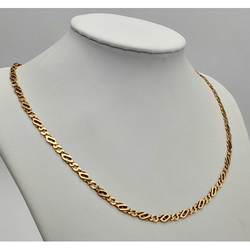 89 - A 9K Yellow Gold Fancy Link Chain. 46cm. 9.75g