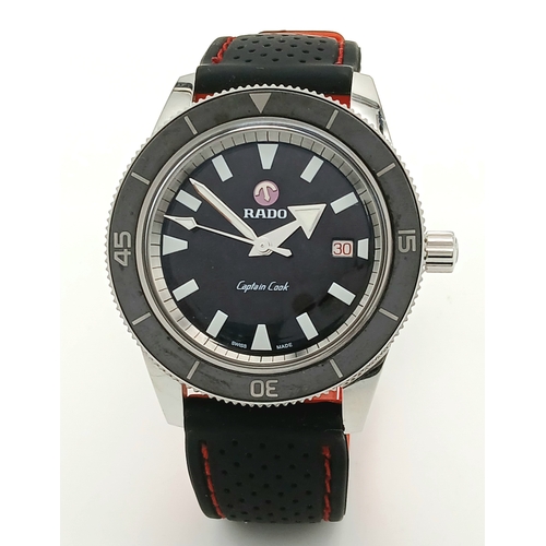 328 - A Rado Captain Cook Automatic Gents Watch. Black rubber strap. Stainless steel case - 43mm. Black di... 