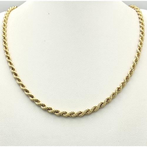 197 - A 9K Yellow Gold Rope Chain necklace. 52cm. 9.15g