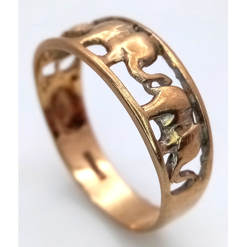 551 - A 9K Yellow Gold Elephant Themed Band Ring. 7mm width. Size Q 1/2. 2.6g