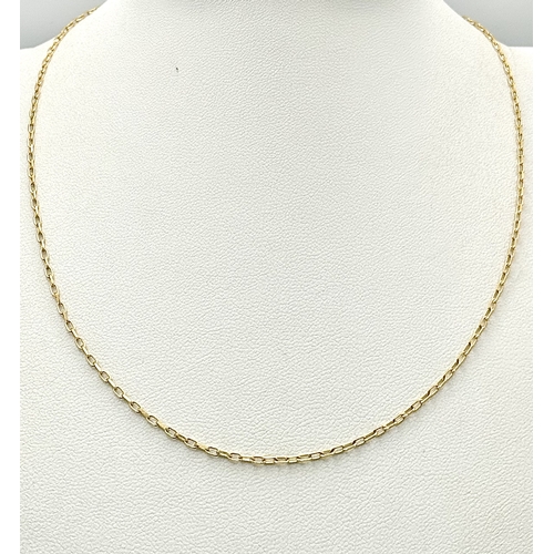 558 - A 9K Yellow Gold Petit Oval Link Chain. 40cm. 2.1g